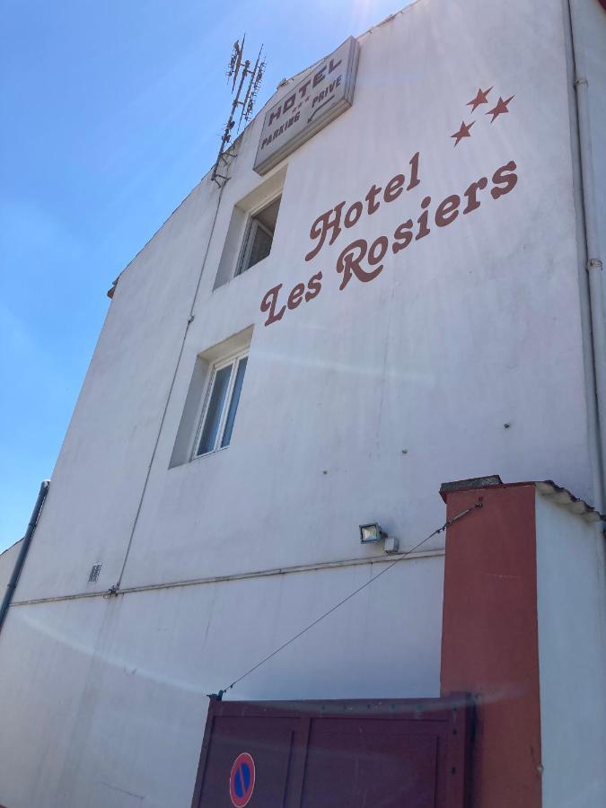 לה רושל Hotel Les Rosiers מראה חיצוני תמונה