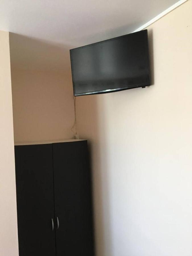 לה רושל Hotel Les Rosiers מראה חיצוני תמונה