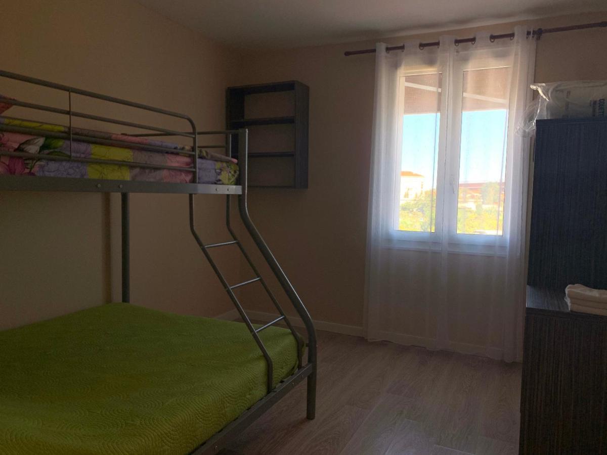 לה רושל Hotel Les Rosiers מראה חיצוני תמונה