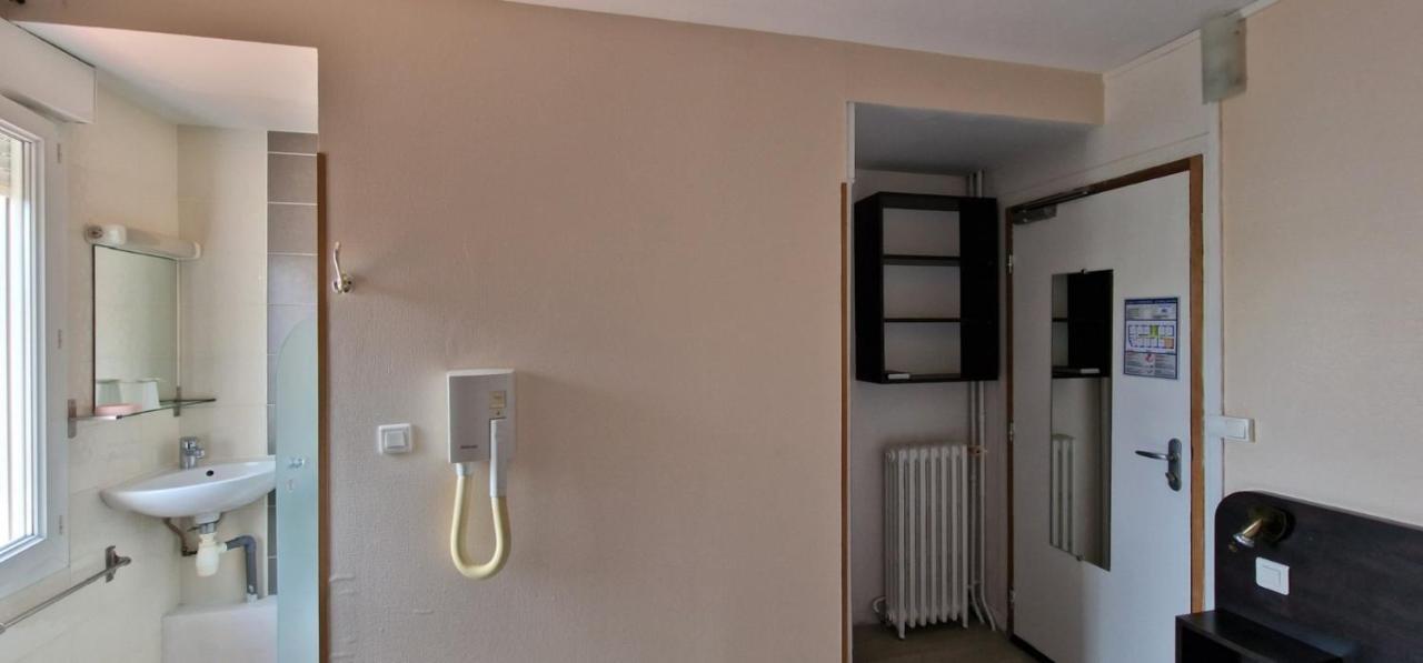לה רושל Hotel Les Rosiers מראה חיצוני תמונה