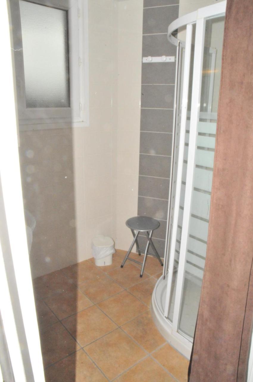 לה רושל Hotel Les Rosiers מראה חיצוני תמונה